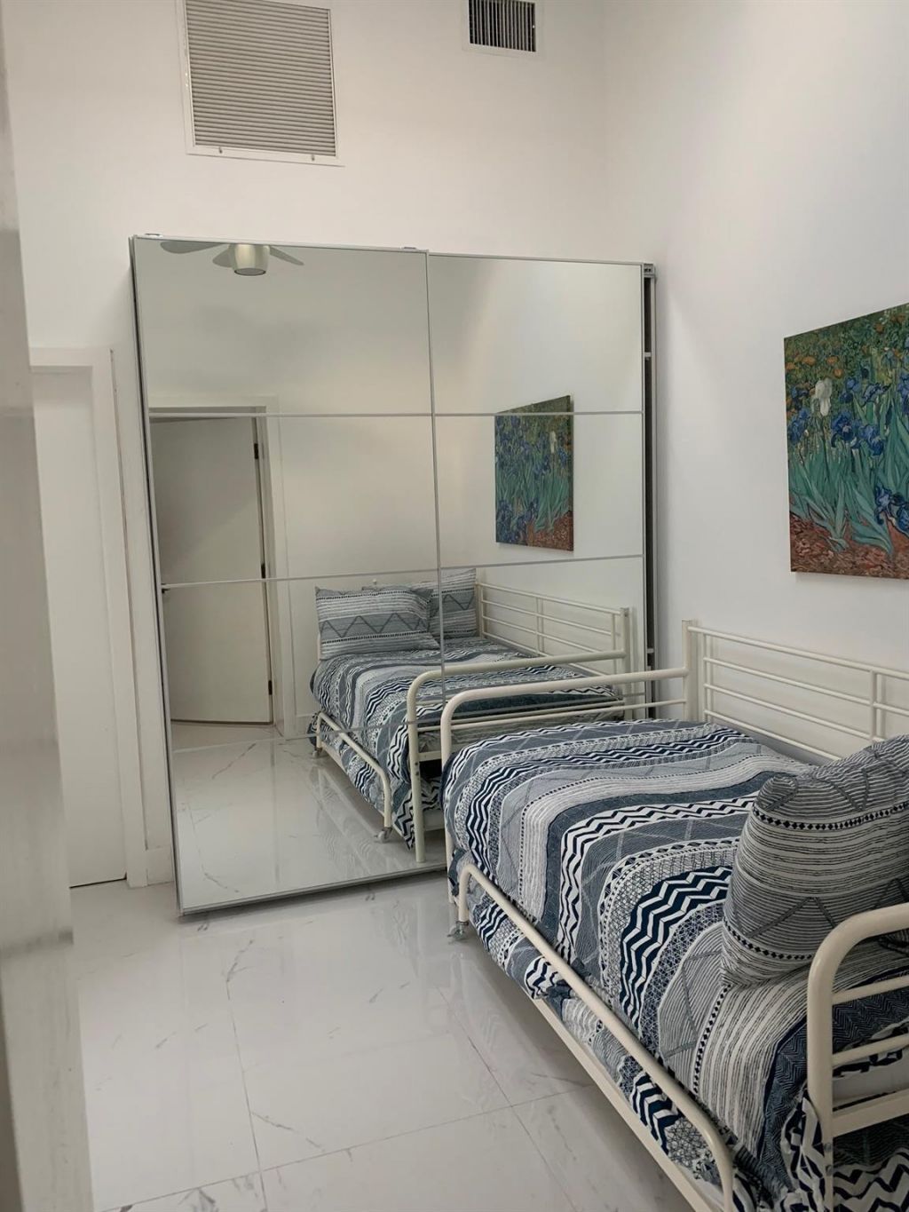 9007 NE 10th Avenue Ne, Miami, FL 33138 Photo