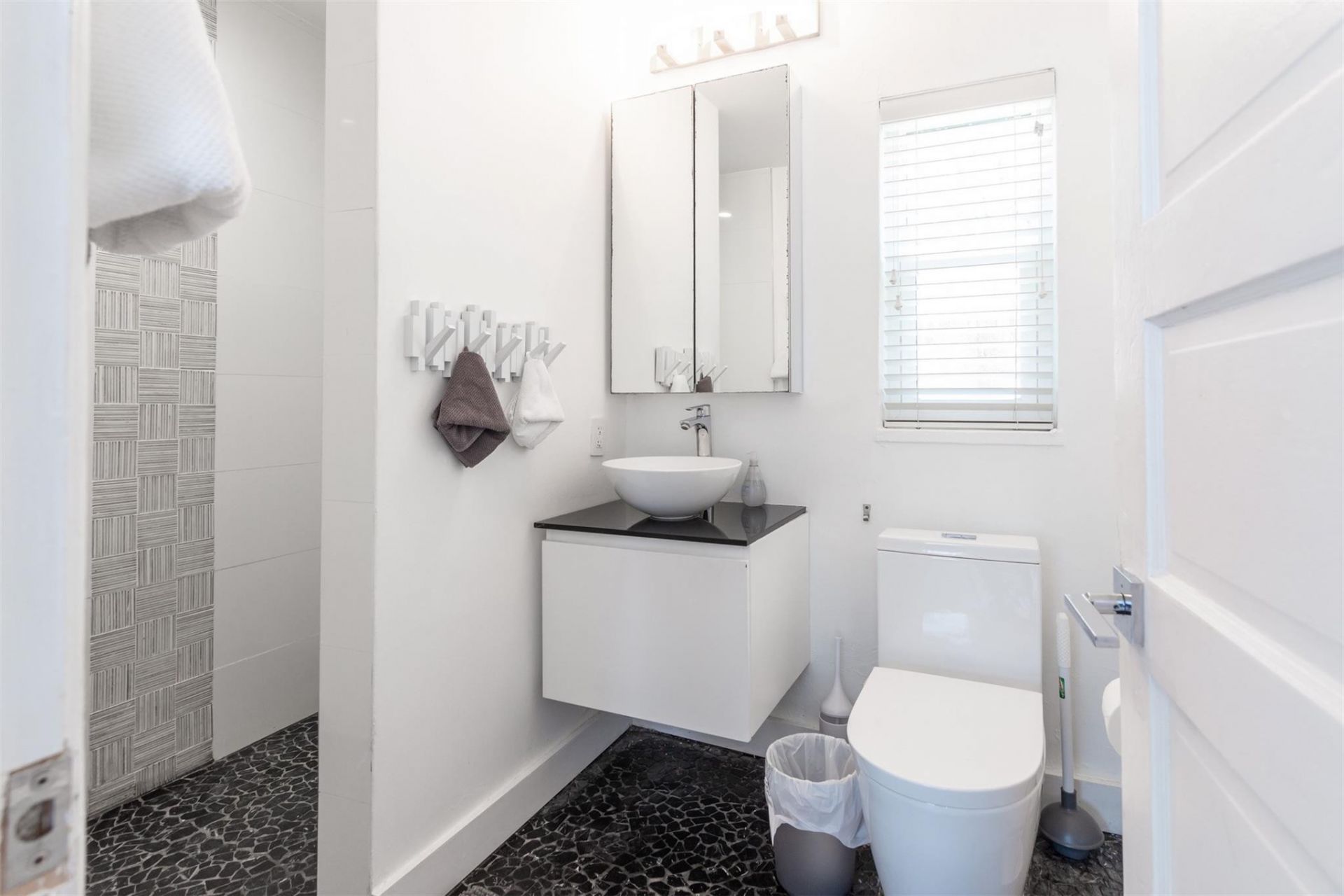 9007 NE 10th Avenue Ne, Miami, FL 33138 Photo