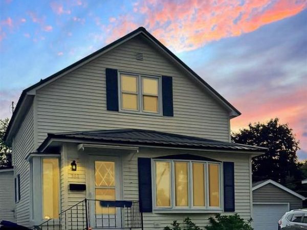 361 S PECK AVENUE, Peshtigo, WI 54157