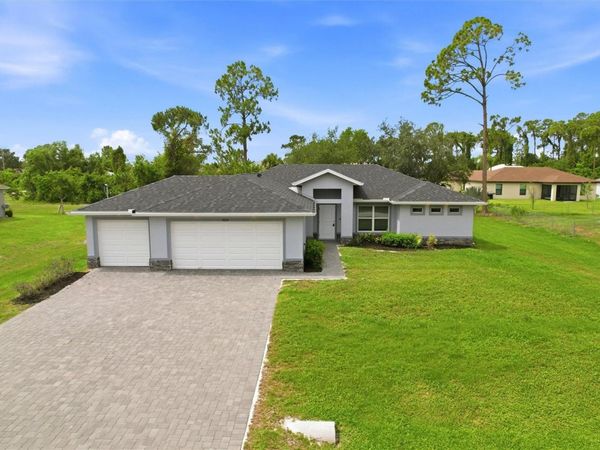 1024 NE 33RD LANE , CAPE CORAL, FL 33909