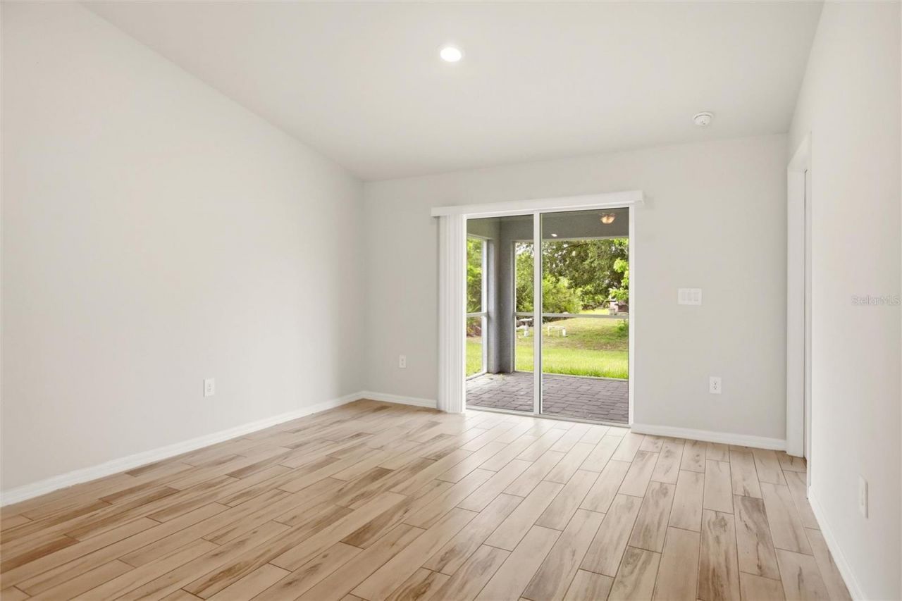 1024 NE 33rd Lane, Cape Coral, FL 33909 Photo