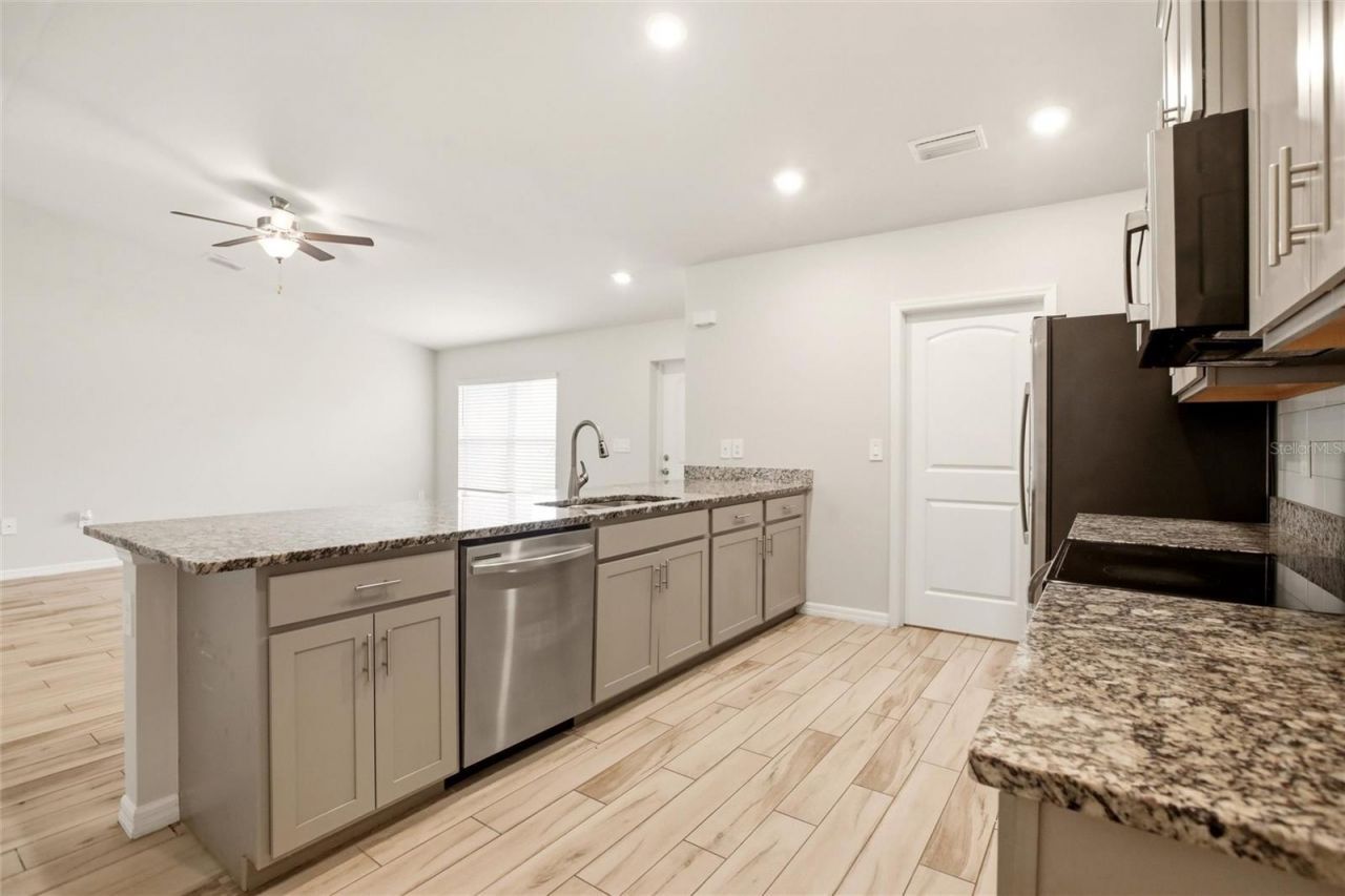1024 NE 33rd Lane, Cape Coral, FL 33909 Photo