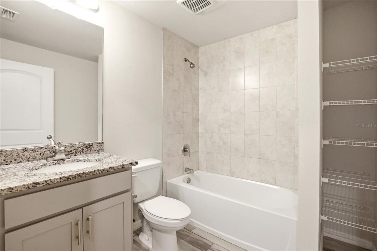 1024 NE 33rd Lane, Cape Coral, FL 33909 Photo
