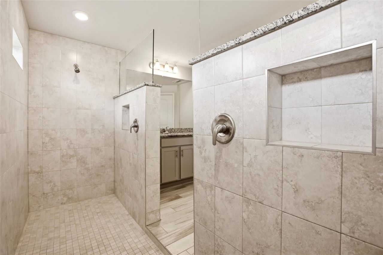 1024 NE 33rd Lane, Cape Coral, FL 33909 Photo