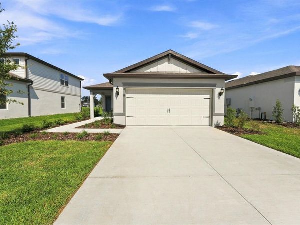 9181 NEWMONS PLACE, WILDWOOD, FL 34785