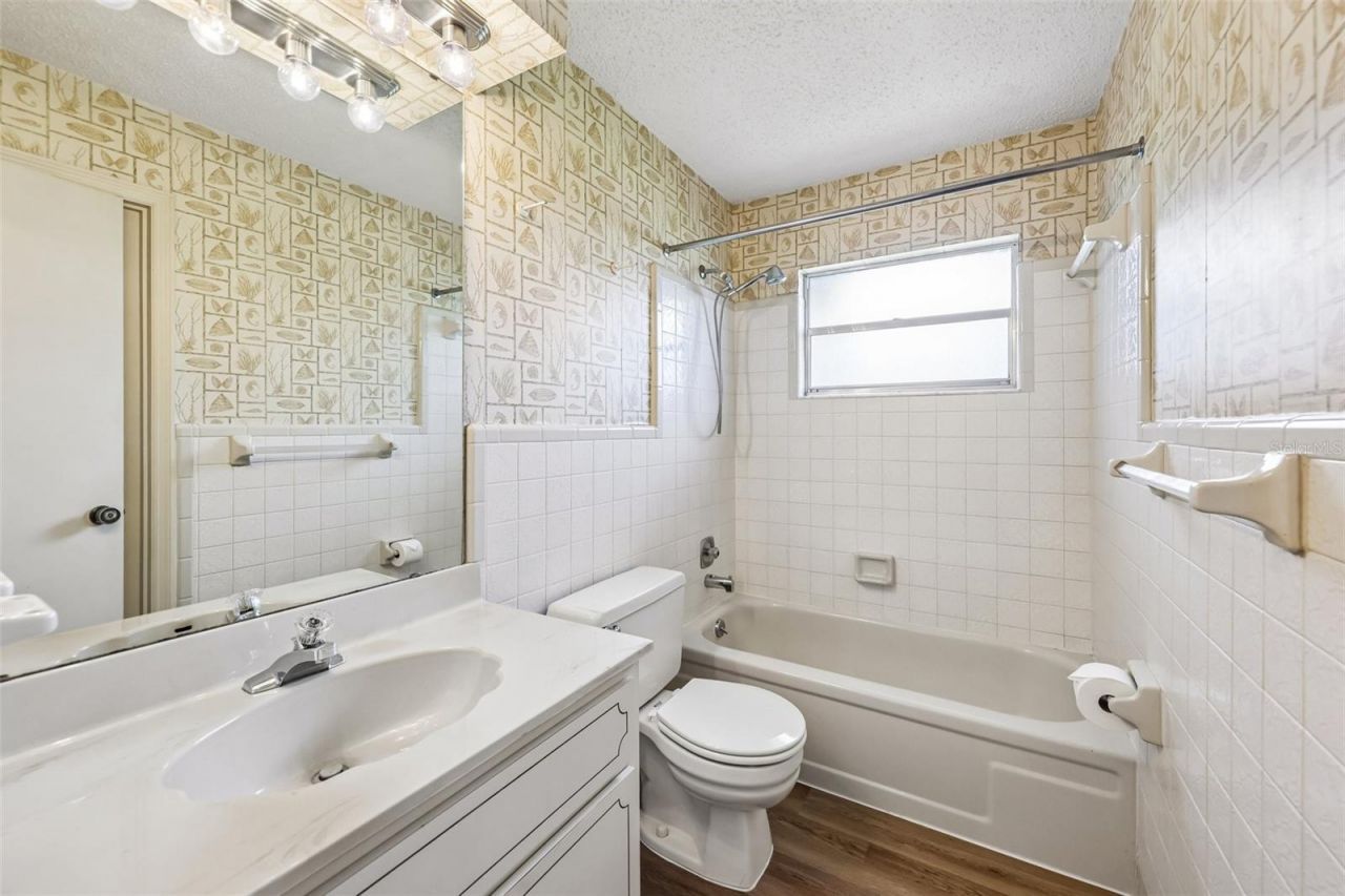 5234 Magnolia Terrace , Fruitland Park, FL 34731 Photo