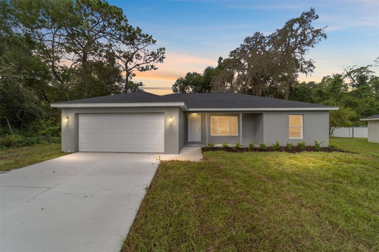 23236 SW Anchor Boulevard , Dunnellon, FL 34431 Main Photo