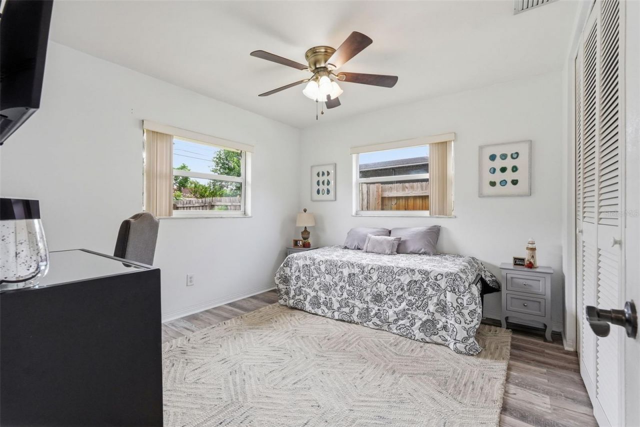 2321 Black Oak Lane , Clearwater, FL 33763 Photo