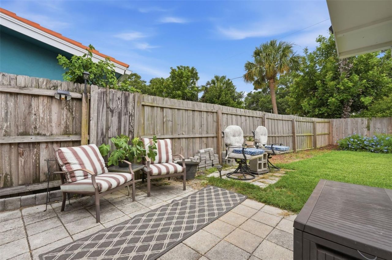 2321 Black Oak Lane , Clearwater, FL 33763 Photo