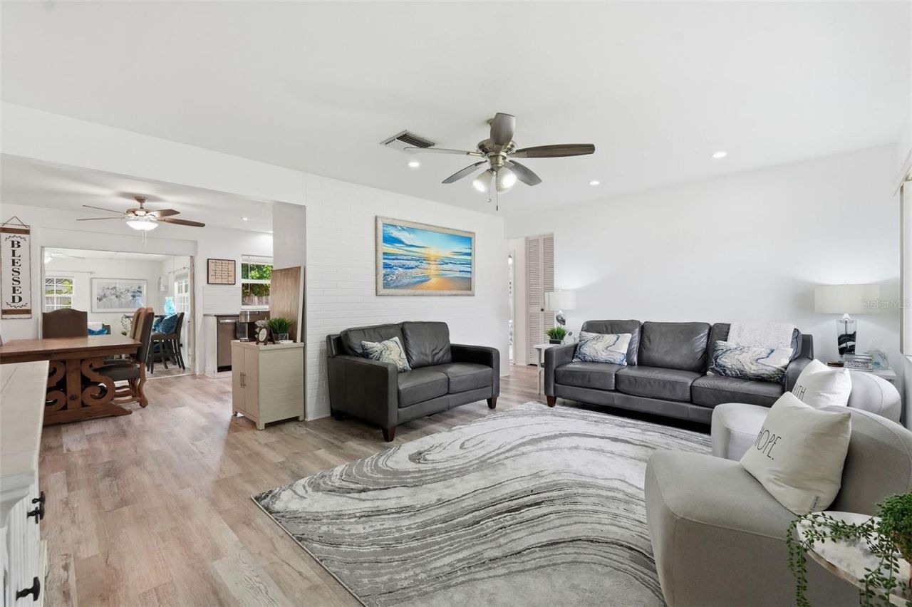 2321 Black Oak Lane , Clearwater, FL 33763 Photo