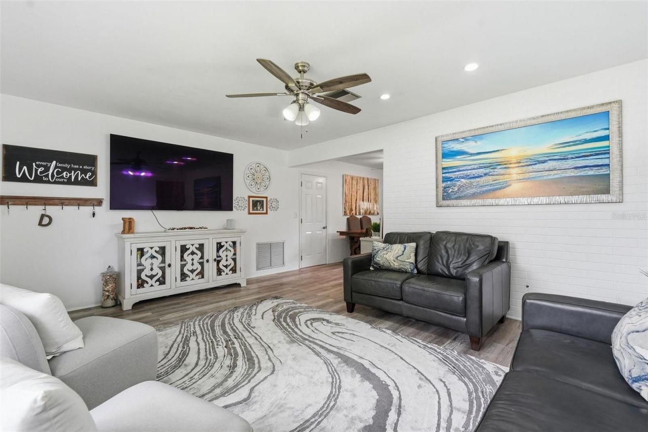 2321 Black Oak Lane , Clearwater, FL 33763 Photo