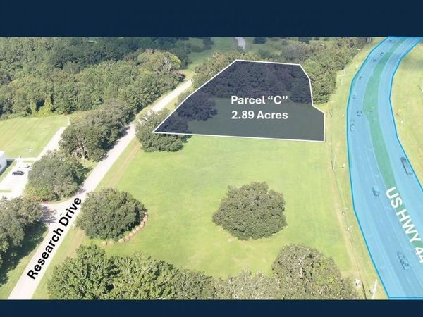 RESEARCH DRIVE , ALACHUA, FL 32615