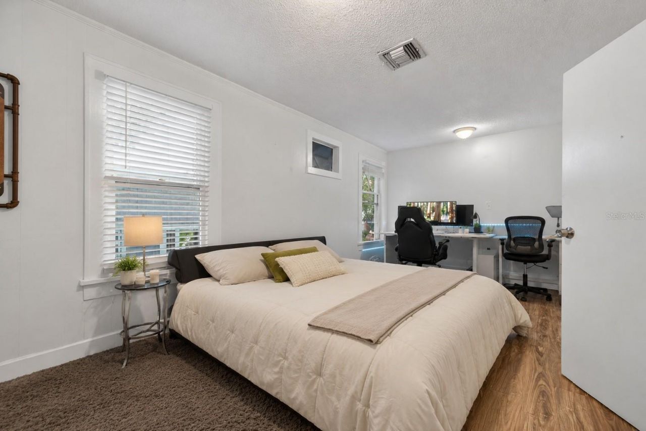 1059 5th Street N, Saint Petersburg, FL 33701 Photo