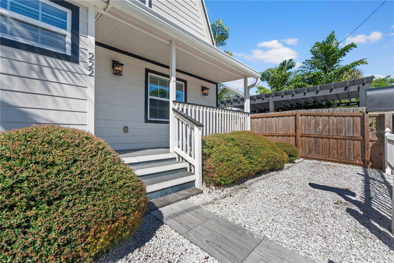 222 25th Street N, Saint Petersburg, FL 33713 Photo