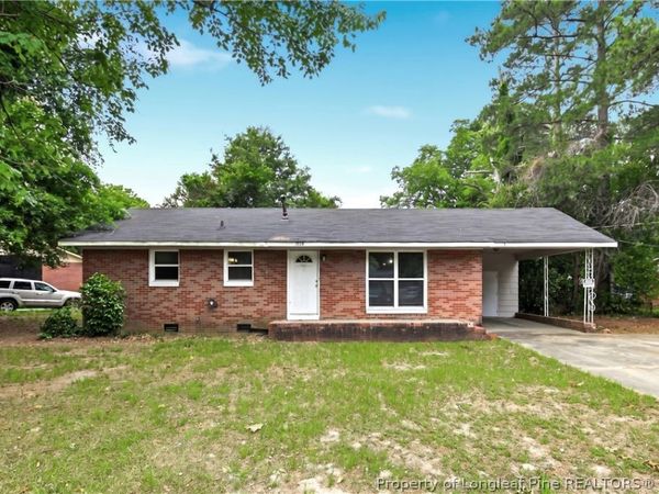 1928 Crestview Drive, Fayetteville, NC 28304