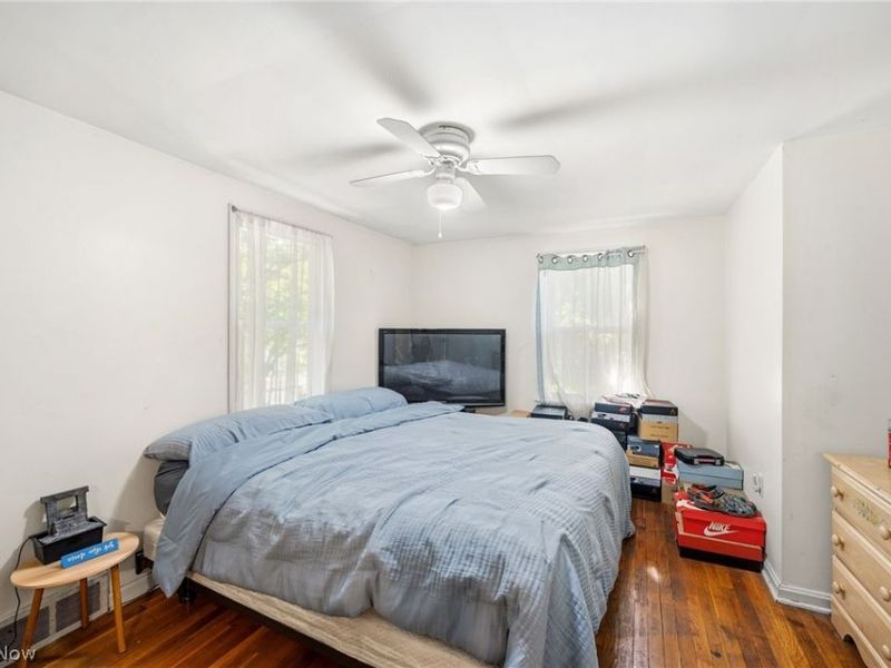 3830 Sherwood Road , Cleveland, OH 44121 Photo 17
