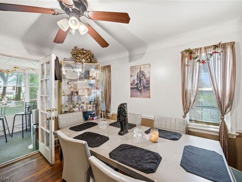 3830 Sherwood Road , Cleveland, OH 44121 Photo 8