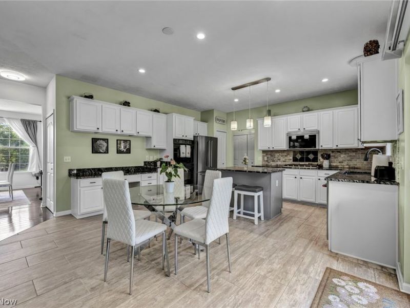 10342 Townley Court, Aurora, OH 44202 Photo 16