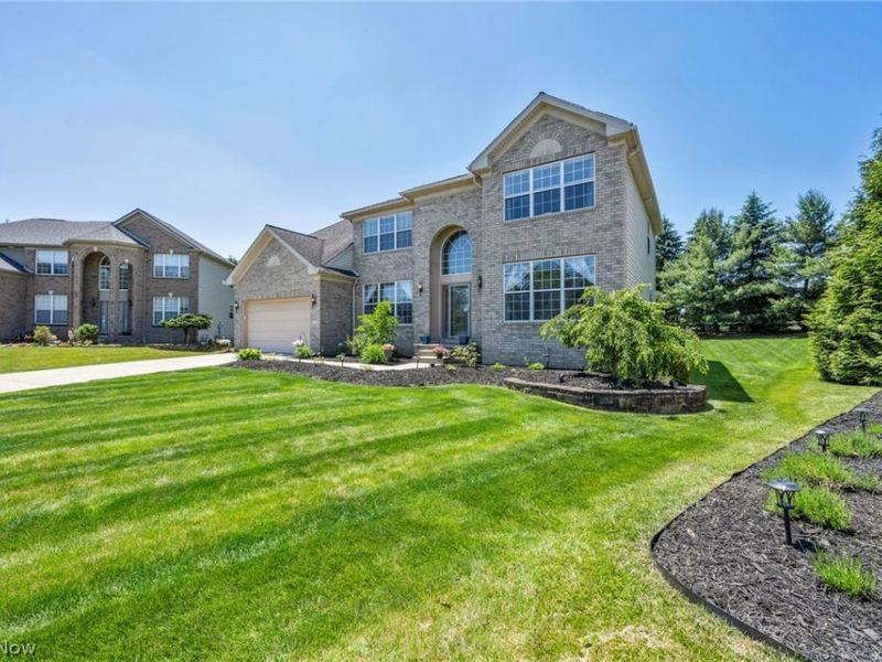 10342 Townley Court, Aurora, OH 44202 Photo 4