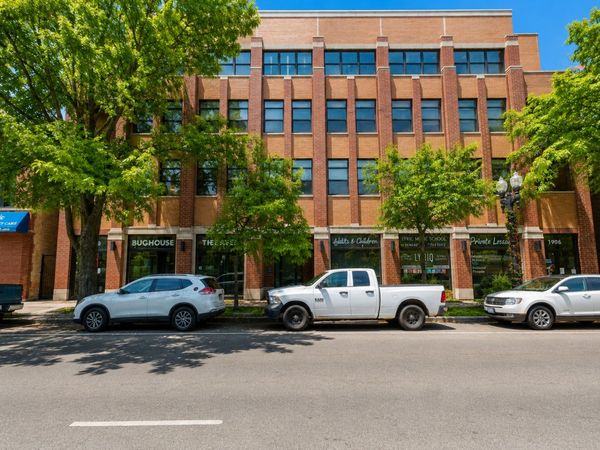 1908 W Irving Park Road , Unit 201, Chicago, IL 60613