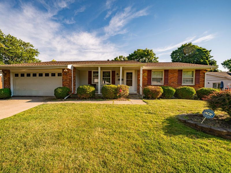 4939 Sweetbirch Drive, Dayton, OH 45424 Photo 1