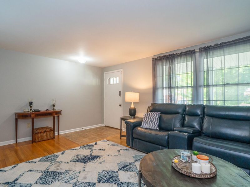 4939 Sweetbirch Drive, Dayton, OH 45424 Photo 9