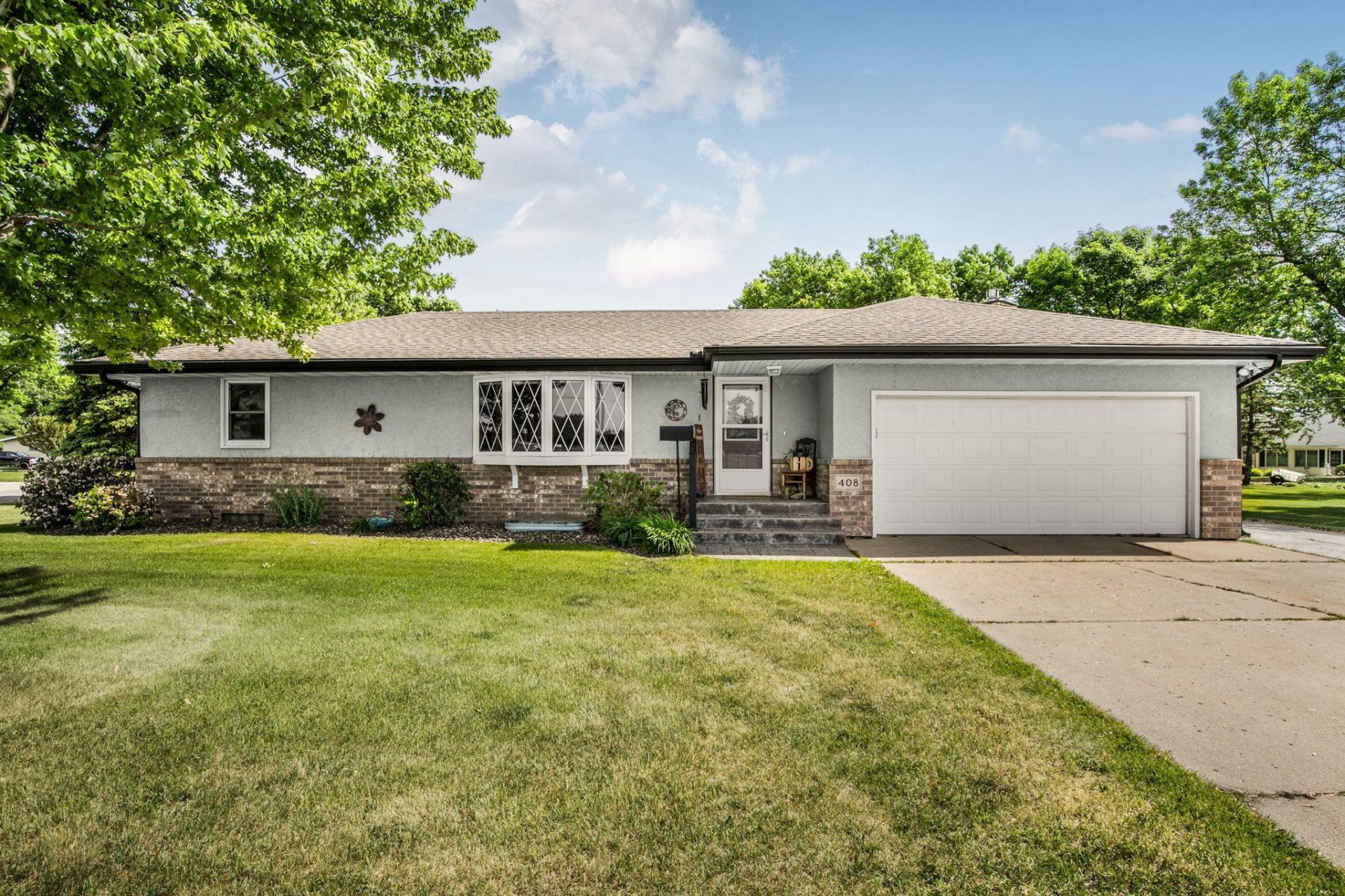408 2nd Street S, Paynesville, MN 56362