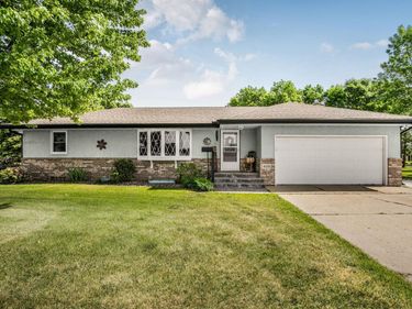 408 2nd Street S, Paynesville, MN 56362
