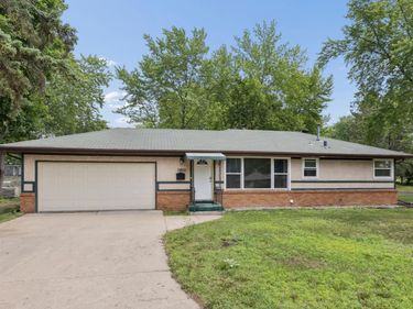 7800 53rd Avenue N, New Hope, MN 55428