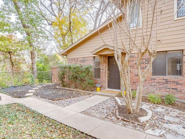 5714 Cedar Creek Drive , Benbrook, TX 76109
