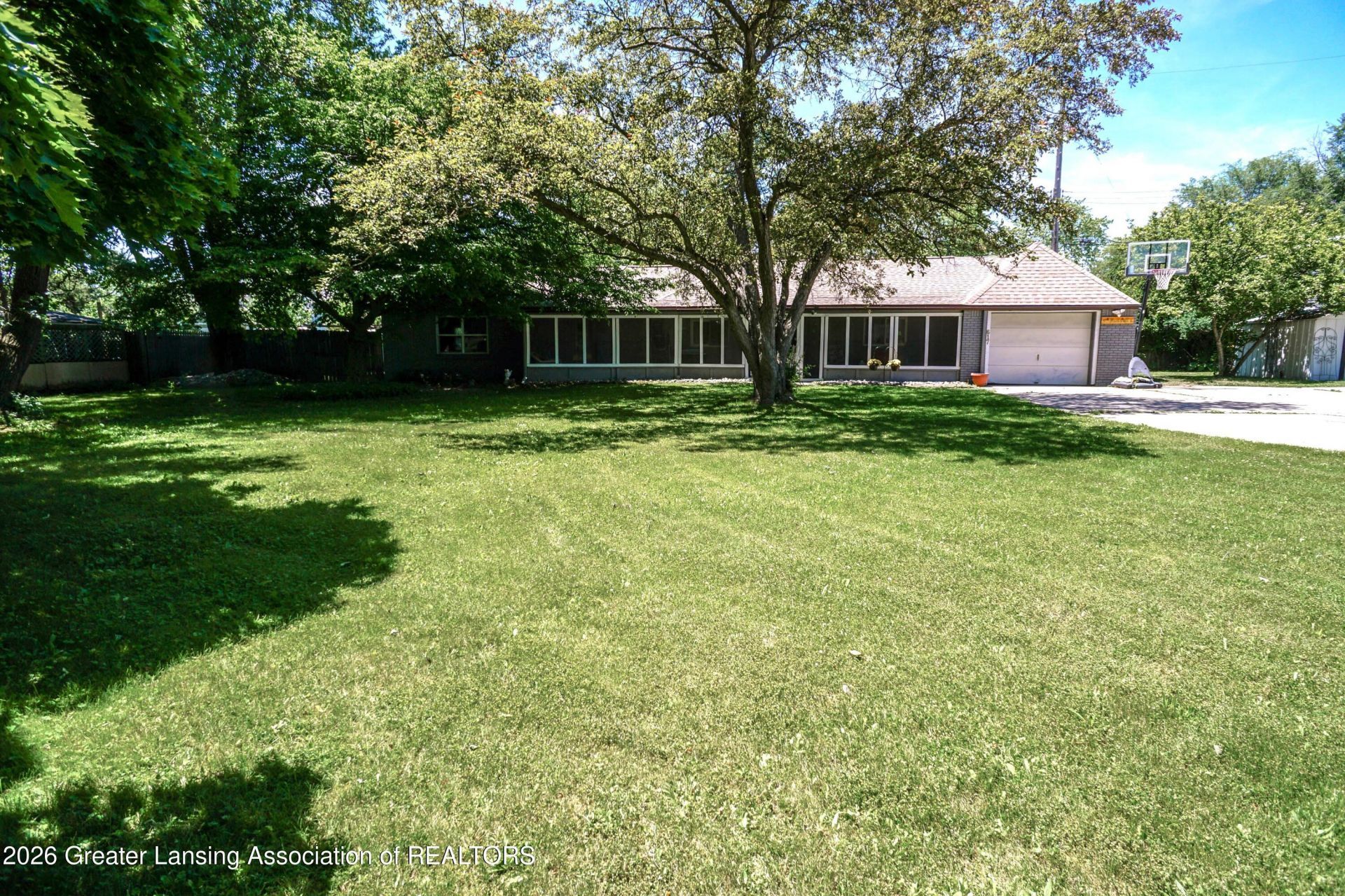 617 Winifred Avenue, Lansing, MI 48917 Main Photo