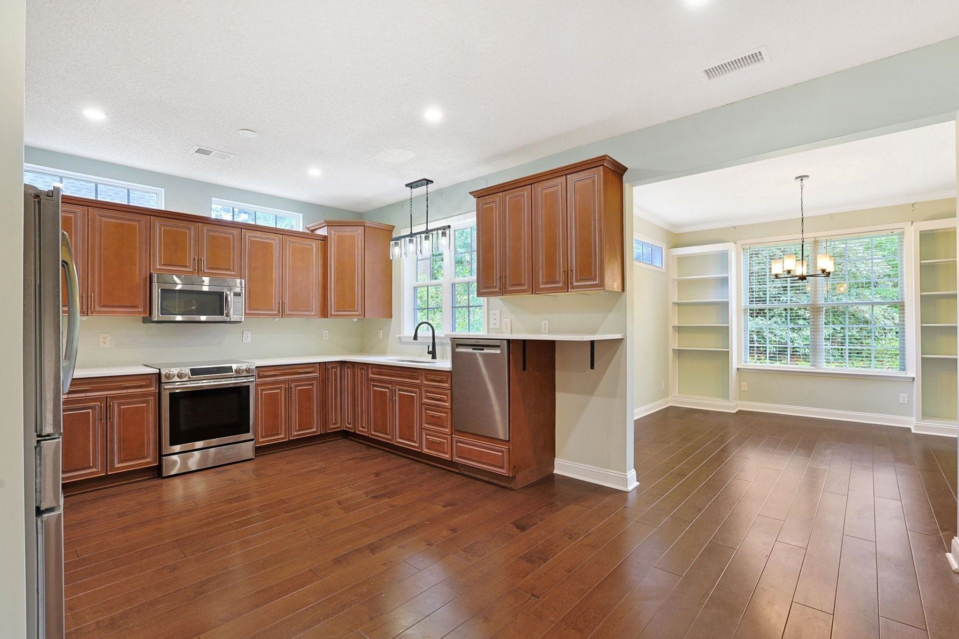 4918 Westwind Dr.  Photo 10