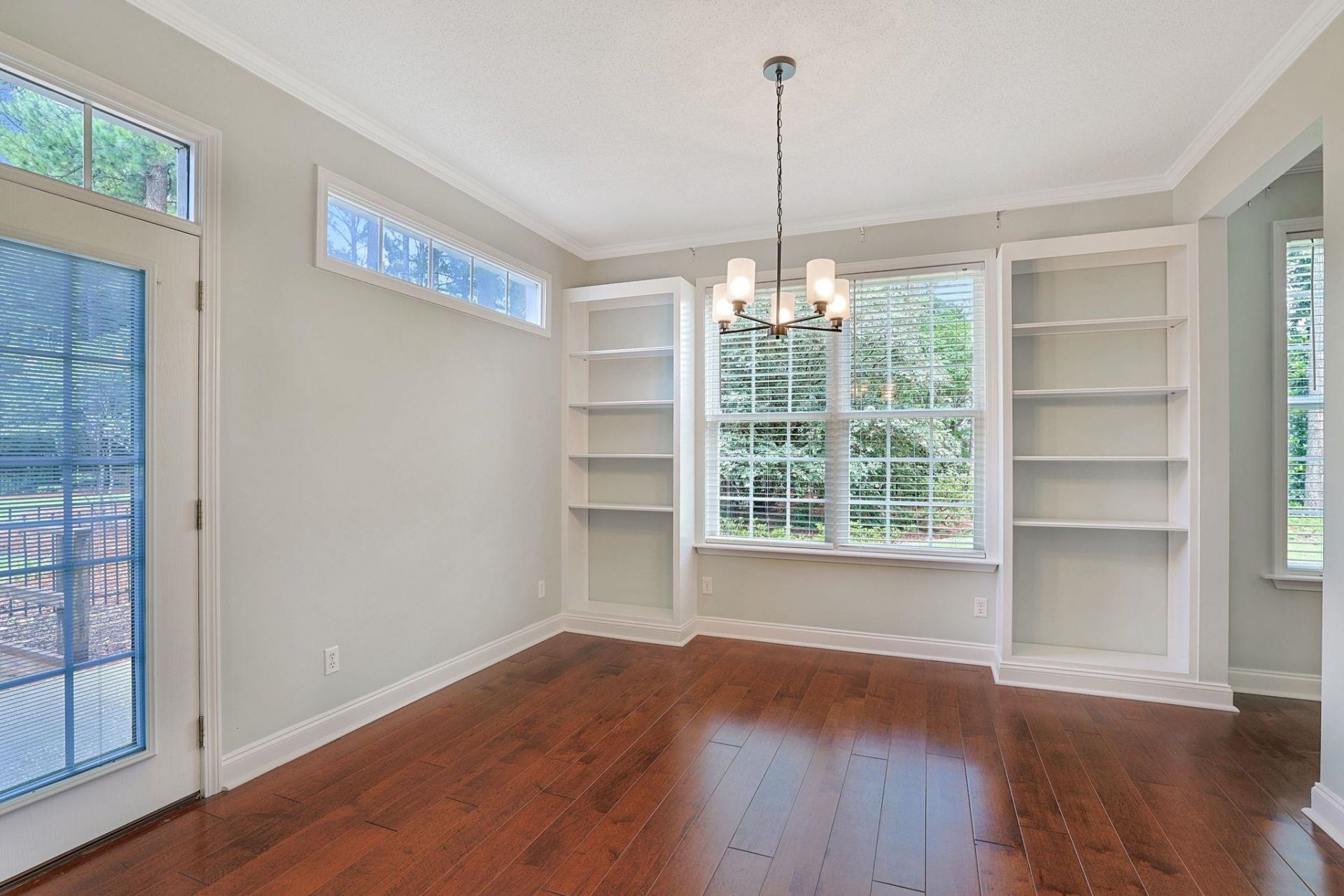4918 Westwind Dr.  Photo 14