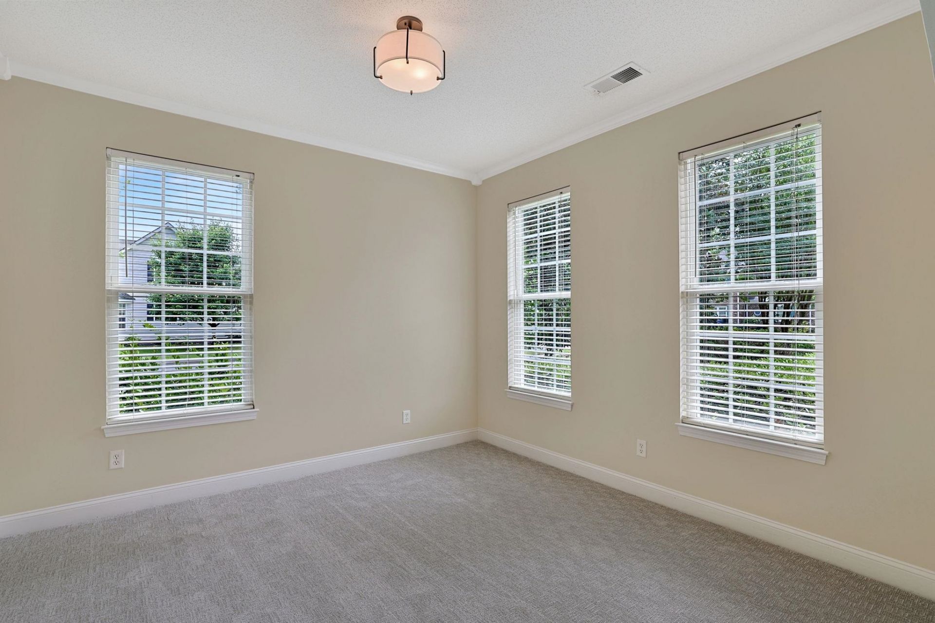 4918 Westwind Dr.  Photo 16