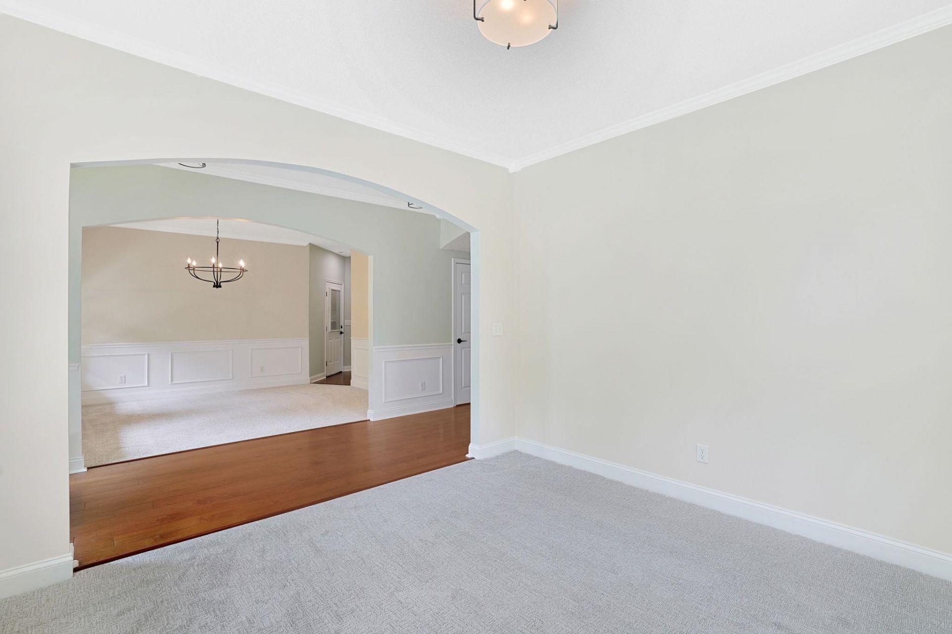 4918 Westwind Dr.  Photo 17