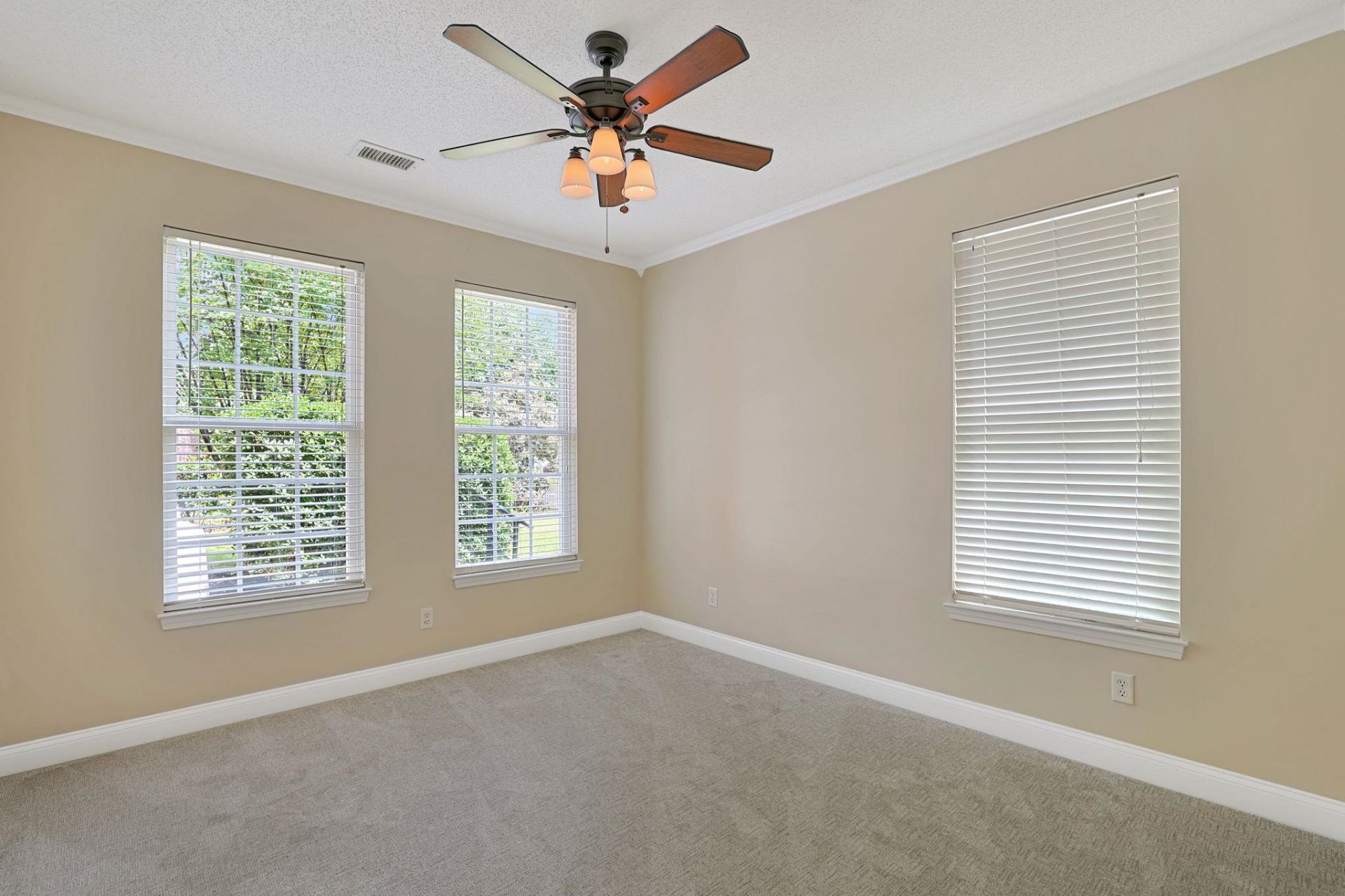 4918 Westwind Dr.  Photo 20