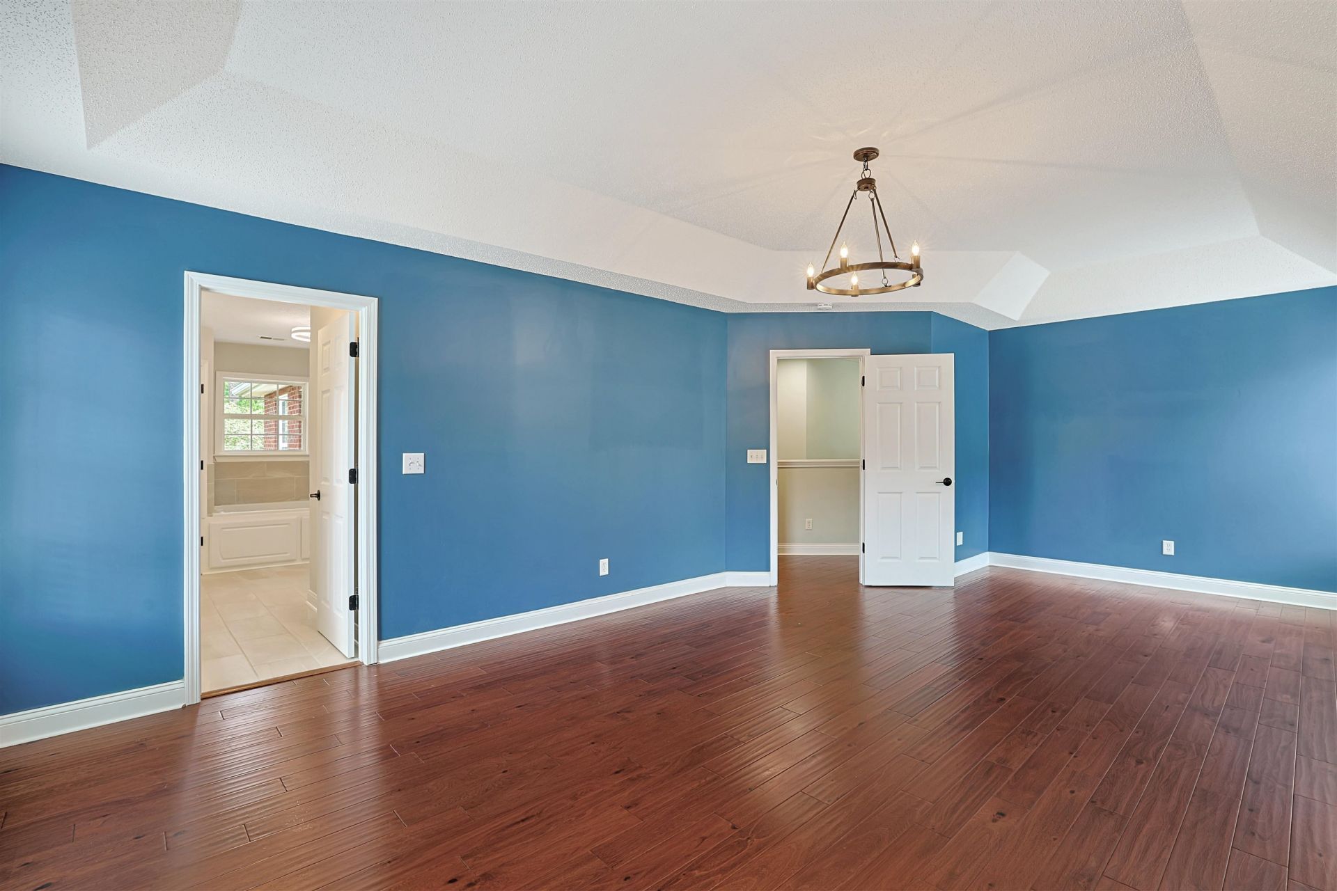 4918 Westwind Dr.  Photo 23