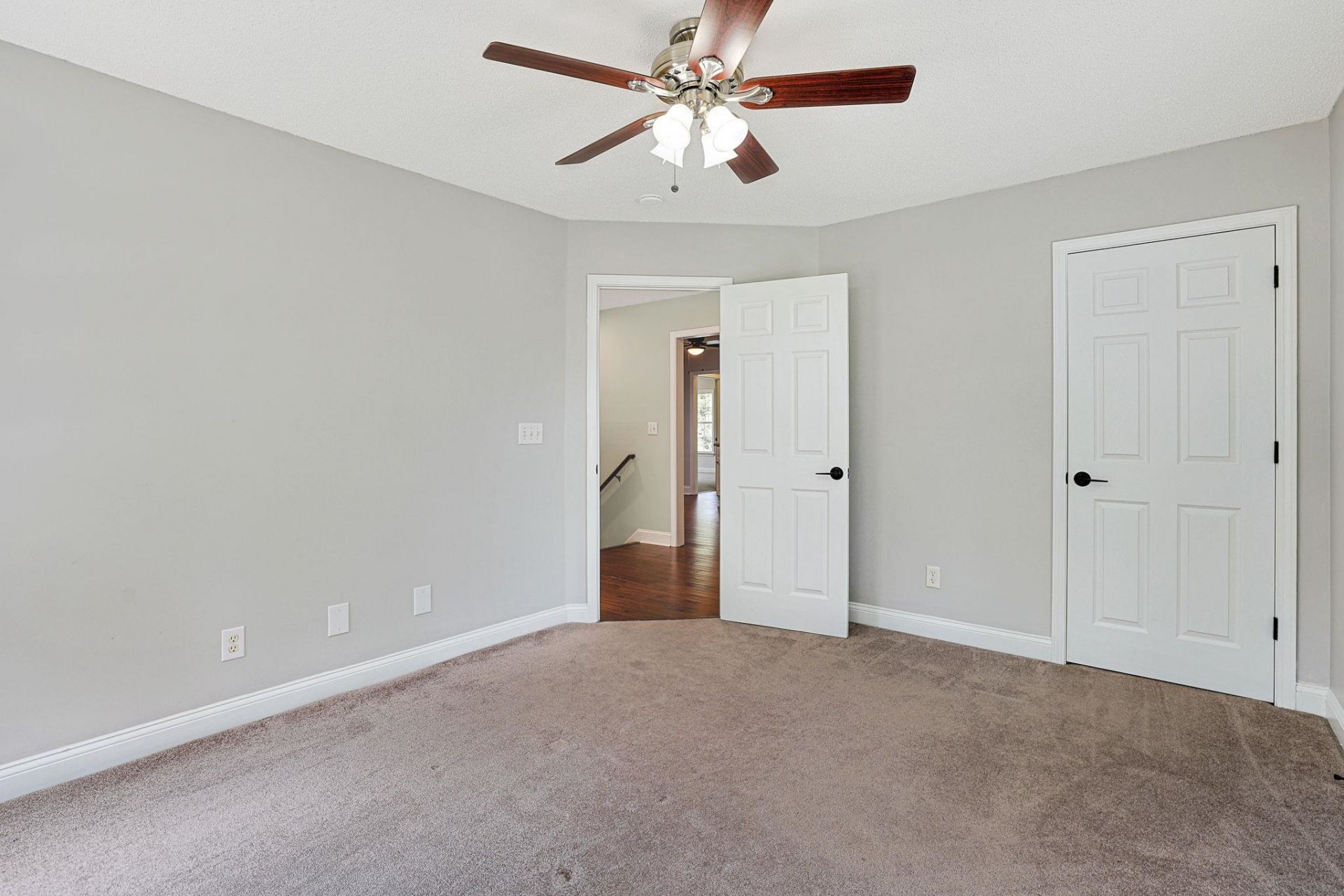 4918 Westwind Dr.  Photo 45