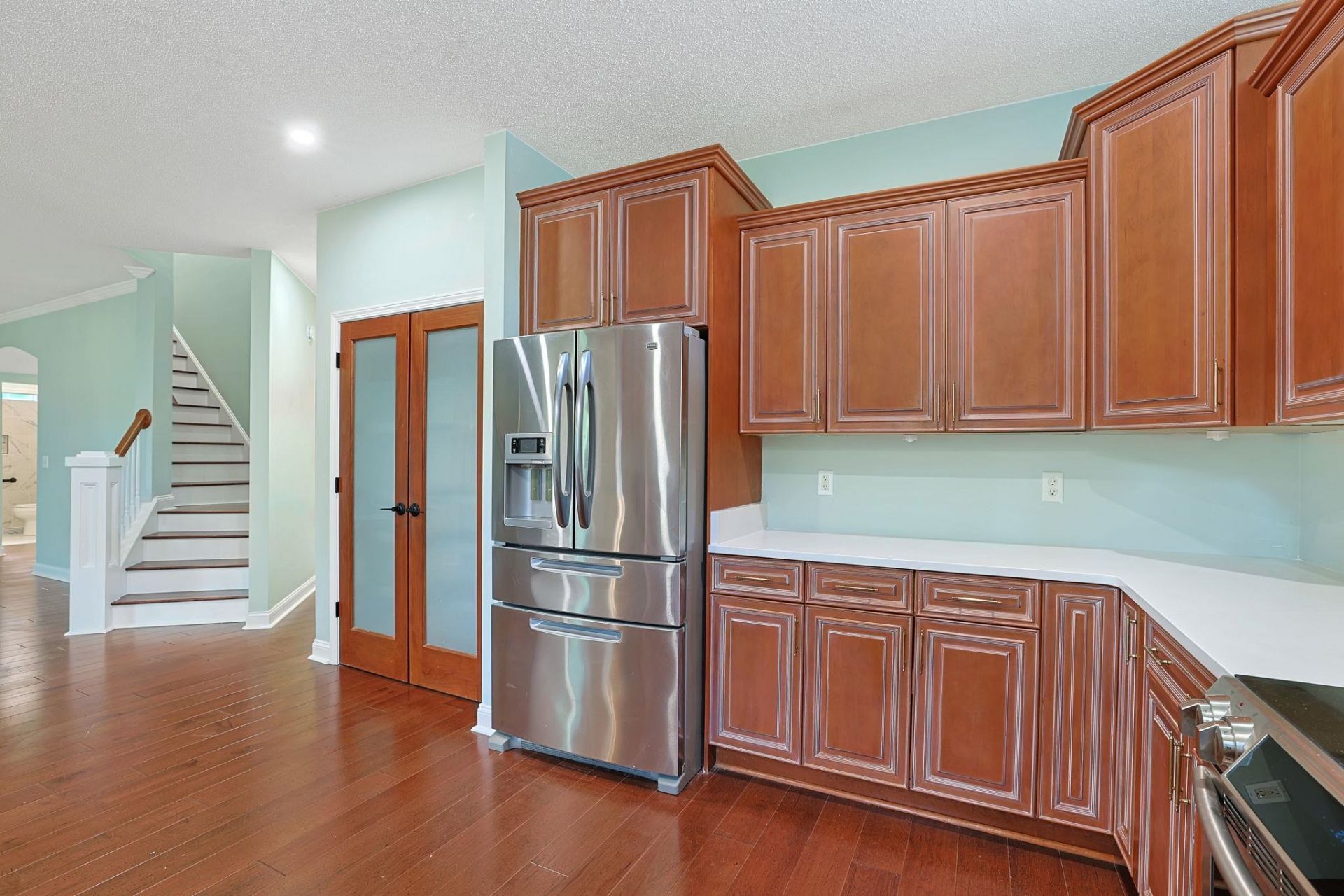 4918 Westwind Dr.  Photo 9
