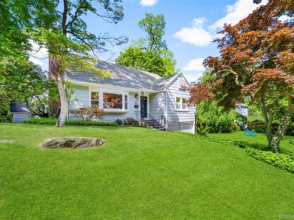 4 Bryson Street, Larchmont, NY 10538