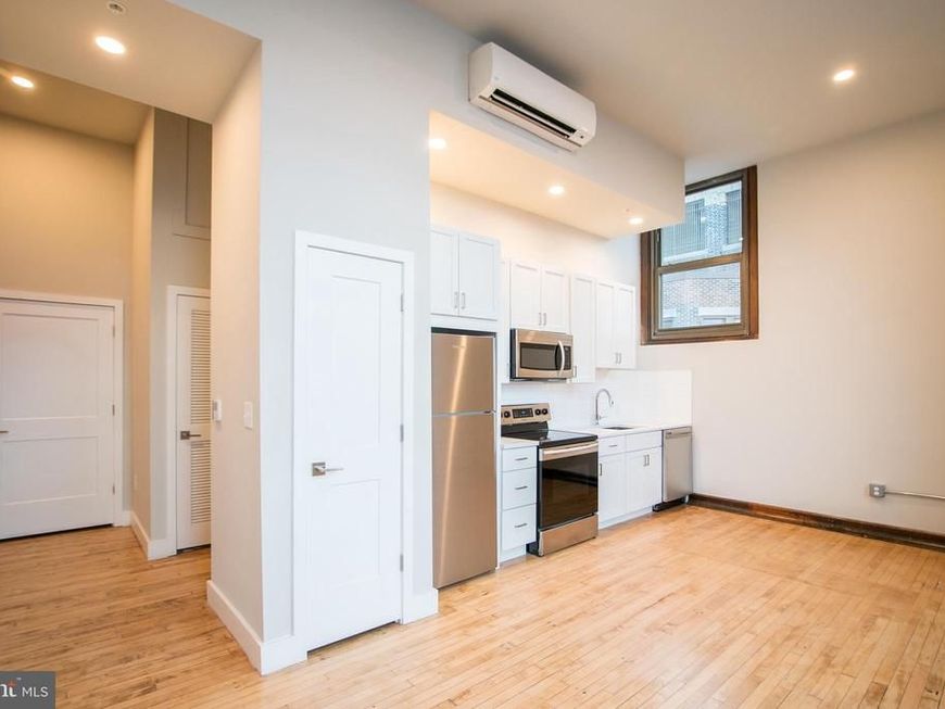 1300 S 19th Street, Unit 318, Philadelphia, PA 19146 Main Photo
