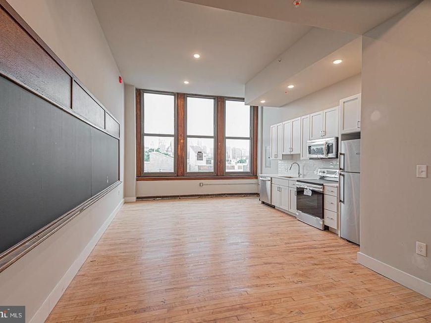 1300 S 19th Street, Unit 313, Philadelphia, PA 19146 Main Photo