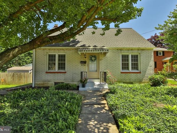 250 ADRAIN STREET, EMMAUS, PA 18049