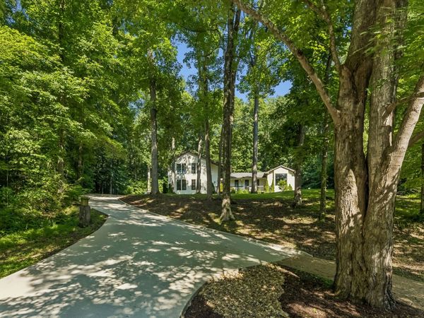 9033 Old Charlotte Pike, Pegram, TN 37143