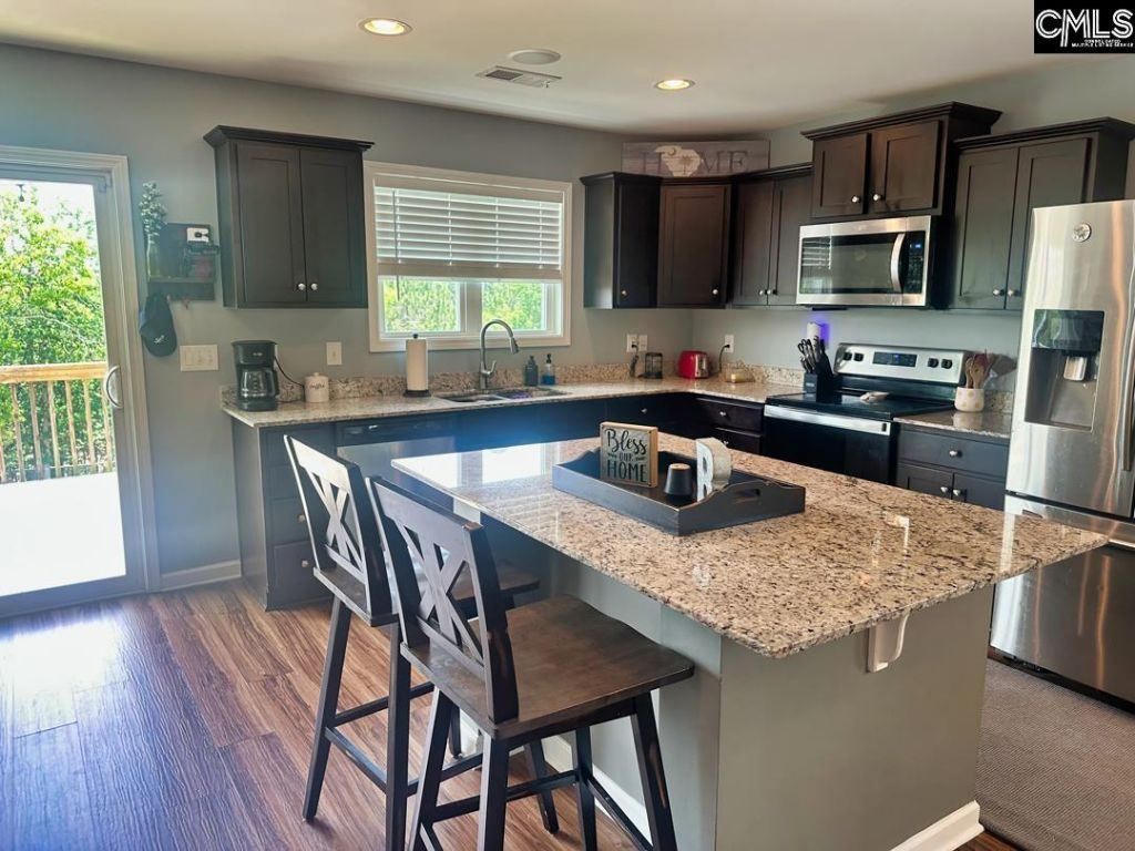 215 Cassique Drive  Photo 12