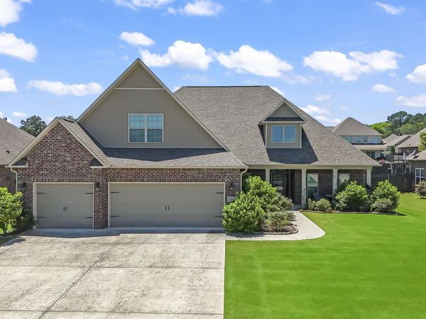 108 Somer Oaks Drive, Huntsville, AL 35811