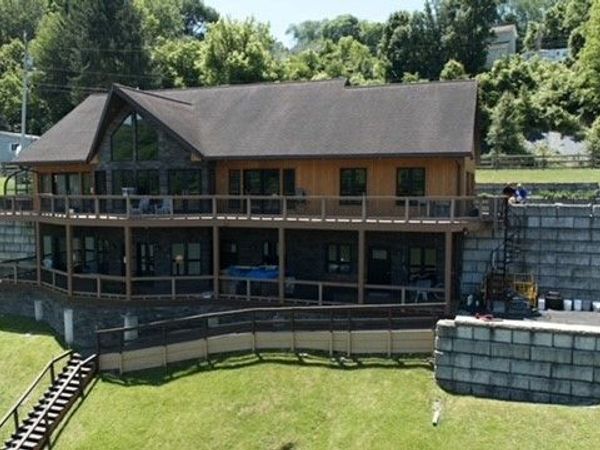 00 Water Street , Rices Landing, PA 15357