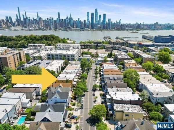 114 Shippen Street 2, WEEHAWKEN, NJ 07086