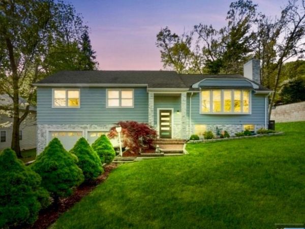 1626 Larkspur Drive, MOUNTAINSIDE, NJ 07092