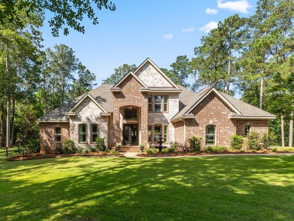 44 Marshal Pl, Petal, MS 39465